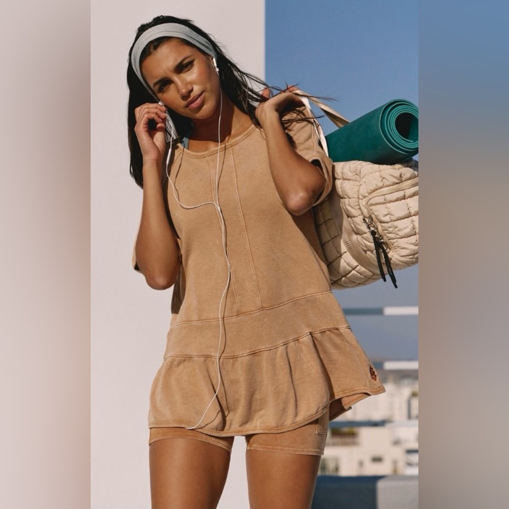 Free People Movement ~Elements Set ~ XS ~ Tan/Camel ~ * NWT *
